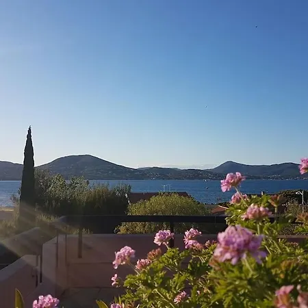 Sea Tropez-grand Studio, Terrasse Vue Mer, Garage