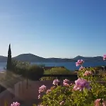 Sea Tropez-grand Studio, Terrasse Vue Mer, Garage