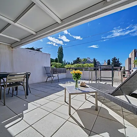 Sea Tropez-grand Studio, Terrasse Vue Mer, Garage * Saint-Tropez