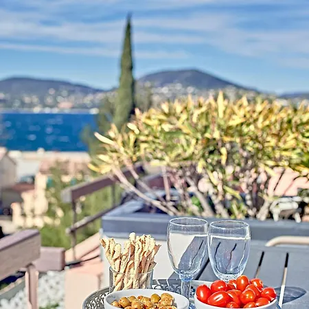Sea Tropez-grand Studio, Terrasse Vue Mer, Garage Saint-Tropez
