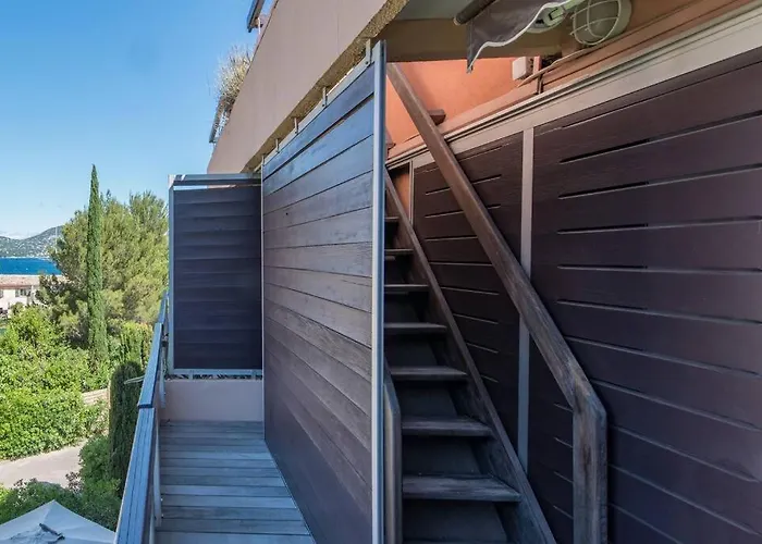Apartment Sea Tropez-grand Studio, Terrasse Vue Mer, Garage Saint-Tropez