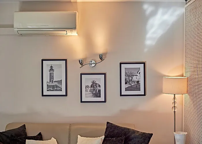 Sea Tropez-grand Studio, Terrasse Vue Mer, Garage