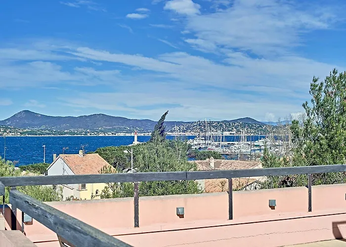 Sea Tropez-grand Studio, Terrasse Vue Mer, Garage Apartment